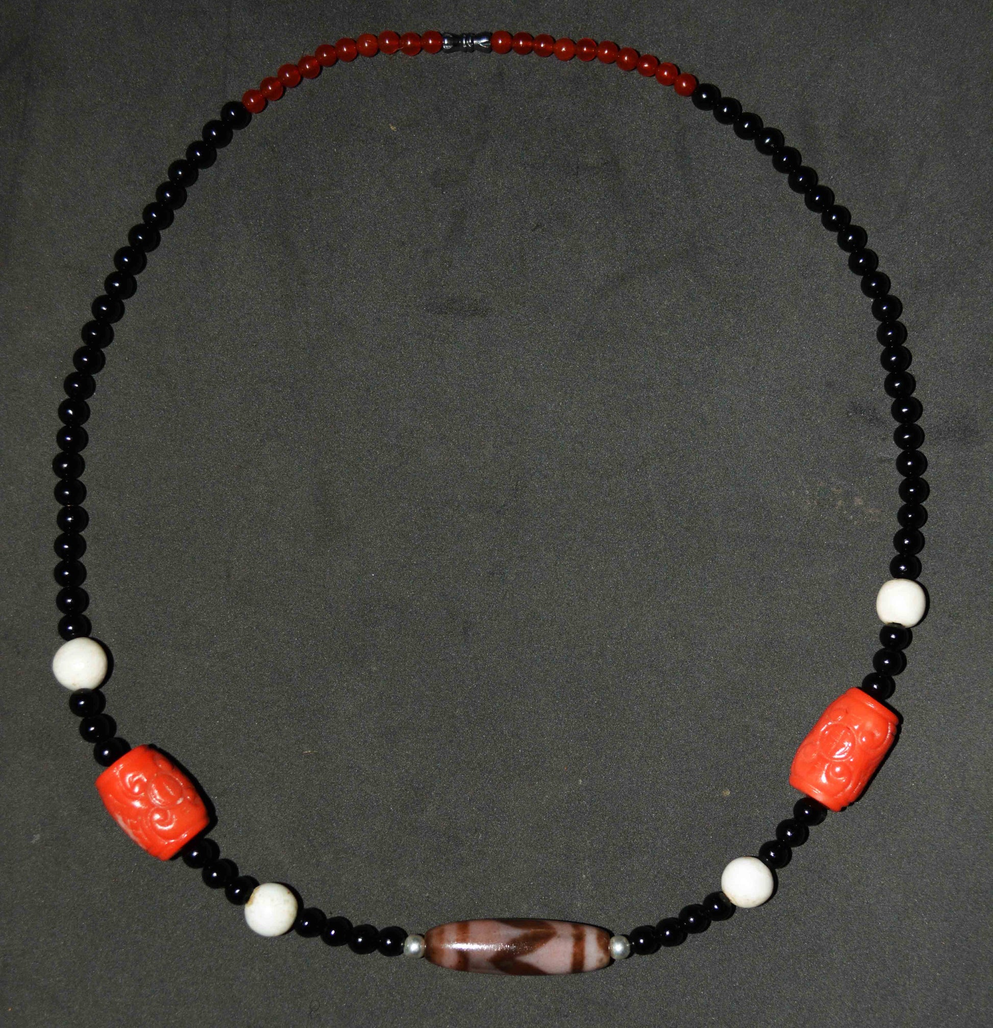Real Ancient Tibetan Tiger Tooth Dzi Bead Amulet Necklace Red Coral Water Wave Himalaya Genuine Zigzag Gzi Pendant