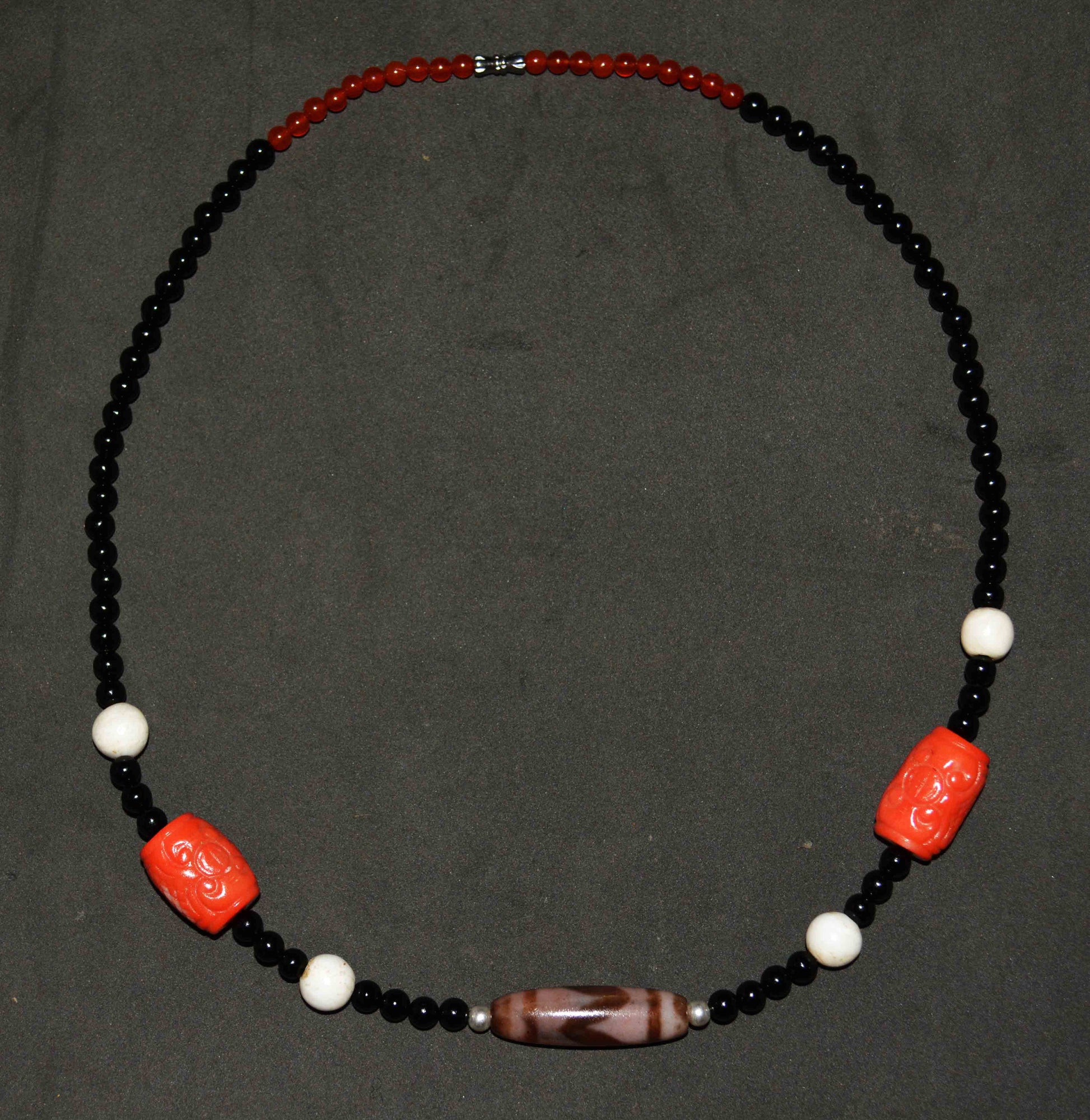 Real Ancient Tibetan Tiger Tooth Dzi Bead Amulet Necklace Red Coral Water Wave Himalaya Genuine Zigzag Gzi Pendant