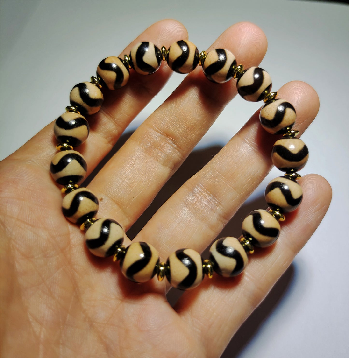 Real Ancient Tibetan Tiger Tooth Dzi Bead Bracelet Amulet Mala Agate Water Wave Himalayan Genuine Zigzag Gzi Pendant Talisman