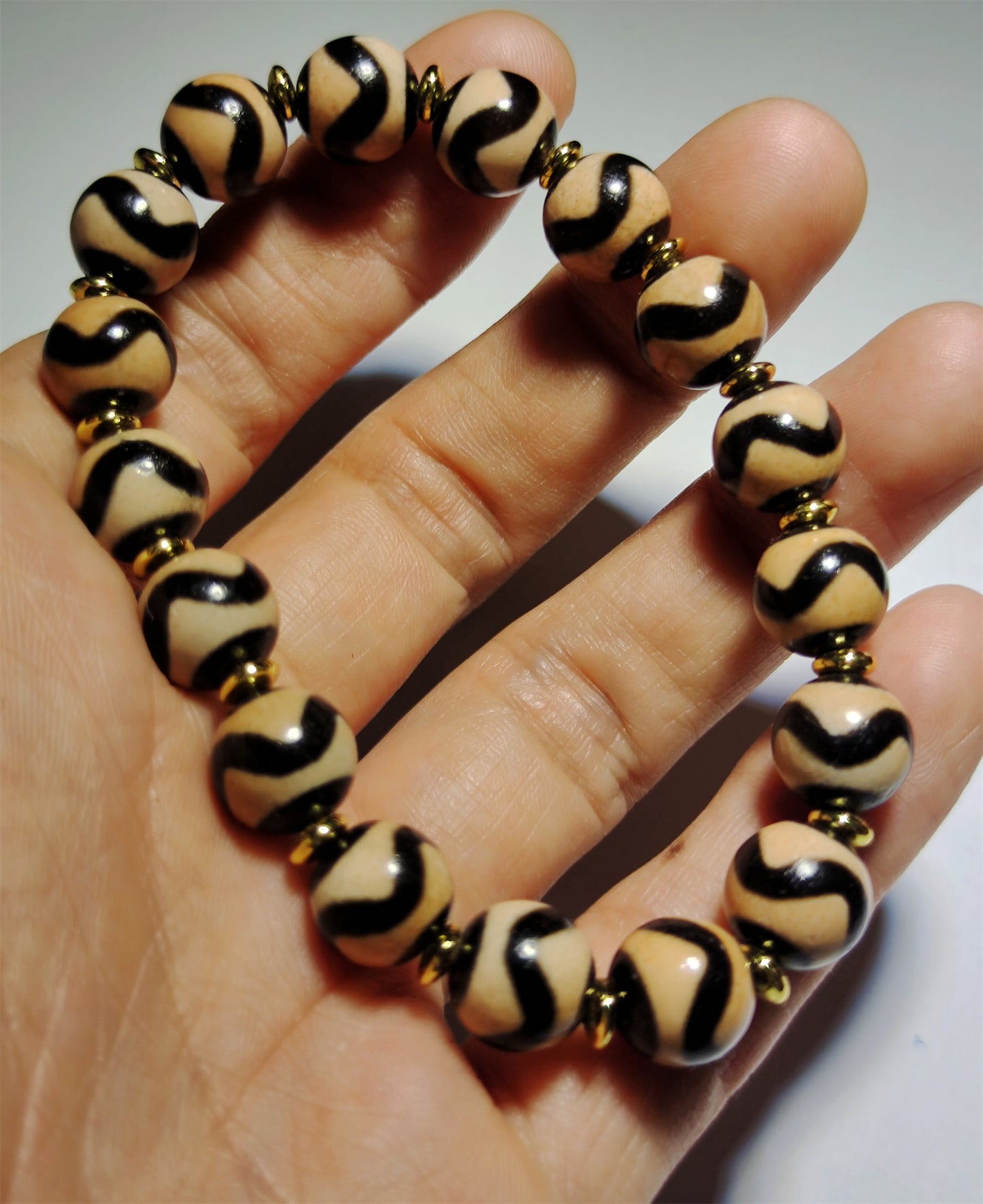 Real Ancient Tibetan Tiger Tooth Dzi Bead Bracelet Amulet Mala Agate Water Wave Himalayan Genuine Zigzag Gzi Pendant Talisman