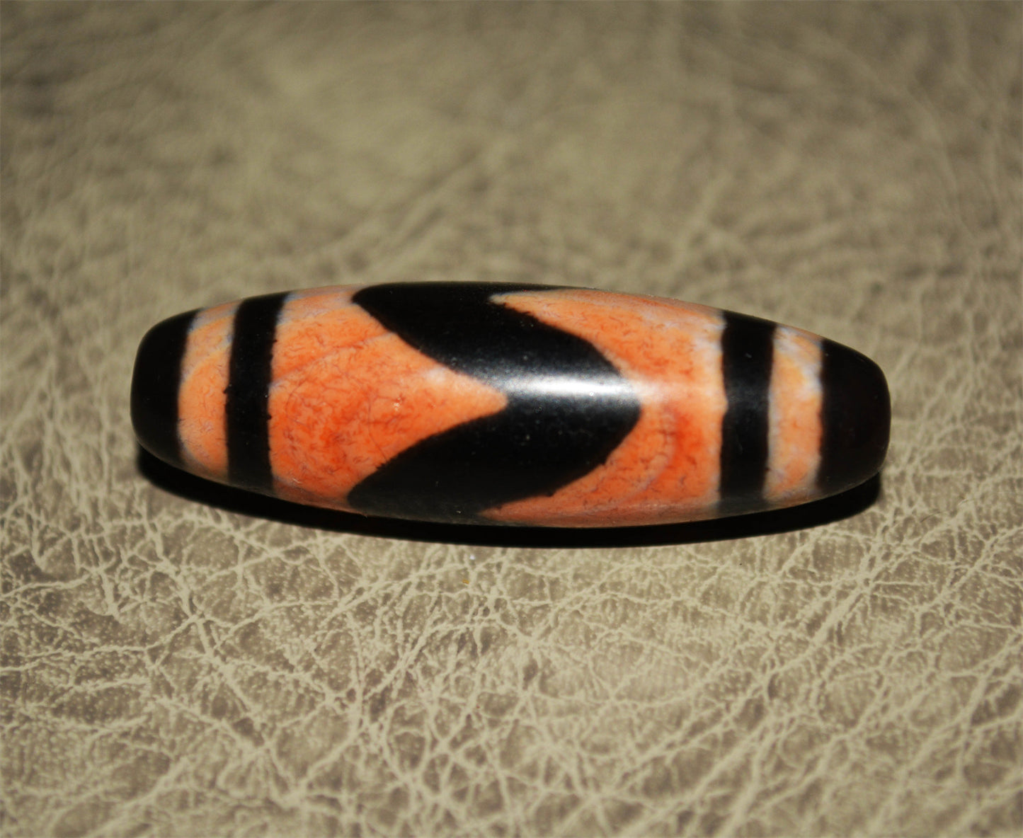 Real Ancient Tibetan Water Wave Dzi Bead Amulet Cinnabar Bloodspots Himalaya Pure Tiger Tooth Gzi Pendant Genuine Old Antique Agate ZigZag Talisman Bracelet