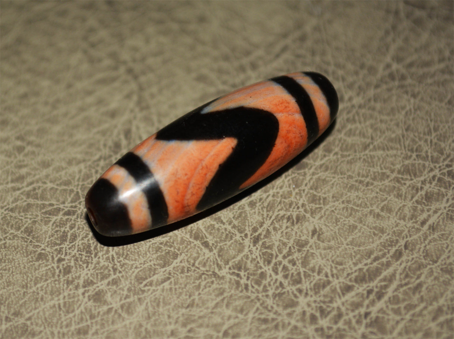 Real Ancient Tibetan Water Wave Dzi Bead Amulet Cinnabar Bloodspots Himalaya Pure Tiger Tooth Gzi Pendant Genuine Old Antique Agate ZigZag Talisman Bracelet