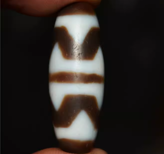 Real Ancient Tibetan Water Wave Dzi Bead Amulet Himalayan Tiger Tooth Gzi Pendant Genuine Old Antique Agate ZigZag Talisman