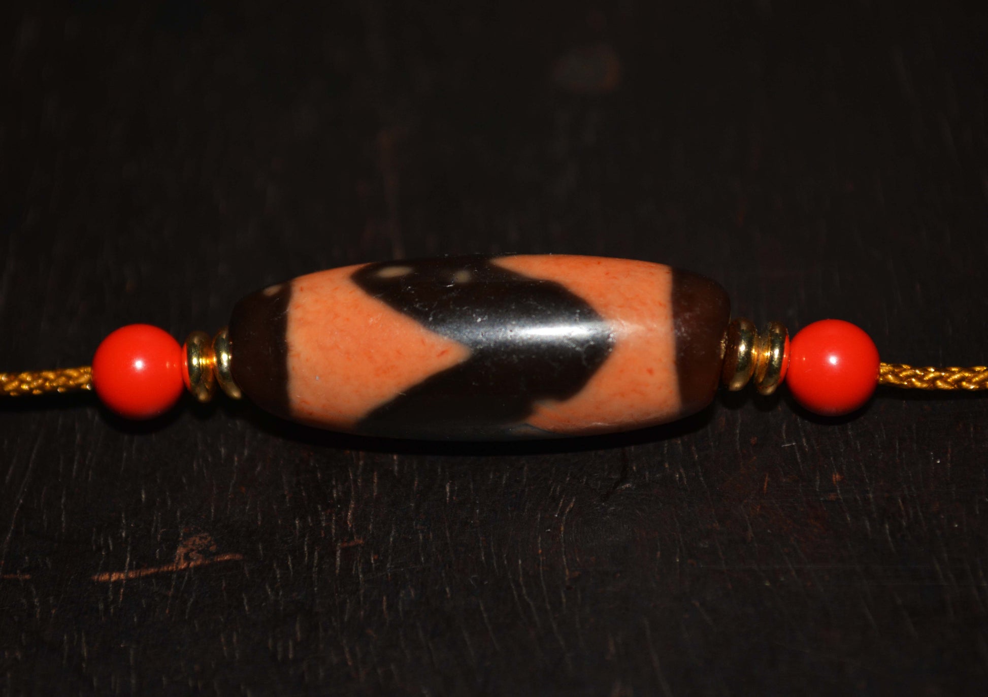 Real Antique Tibetan Water Wave Dzi Bead Amulet Cinnabar Bloodspots Himalaya Tiger Tooth Gzi Pendant Genuine Old Antique Agate ZigZag Talisman Bracelet