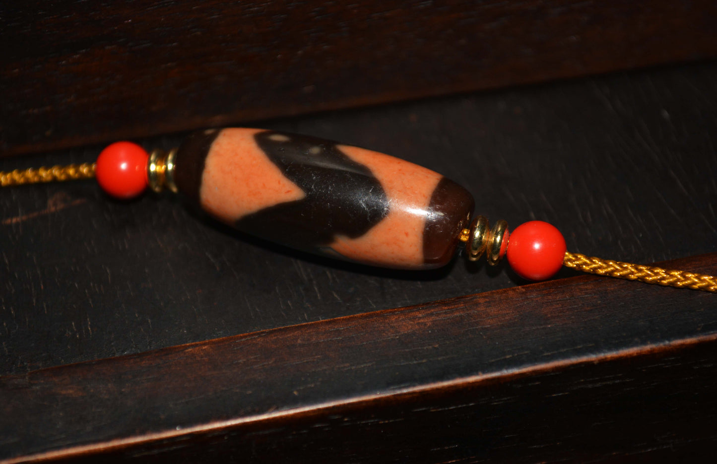 Real Ancient Tibetan Water Wave Dzi Bead Amulet Cinnabar Bloodspots Himalaya Tiger Tooth Gzi Pendant Genuine Old Antique Agate ZigZag Talisman Bracelet