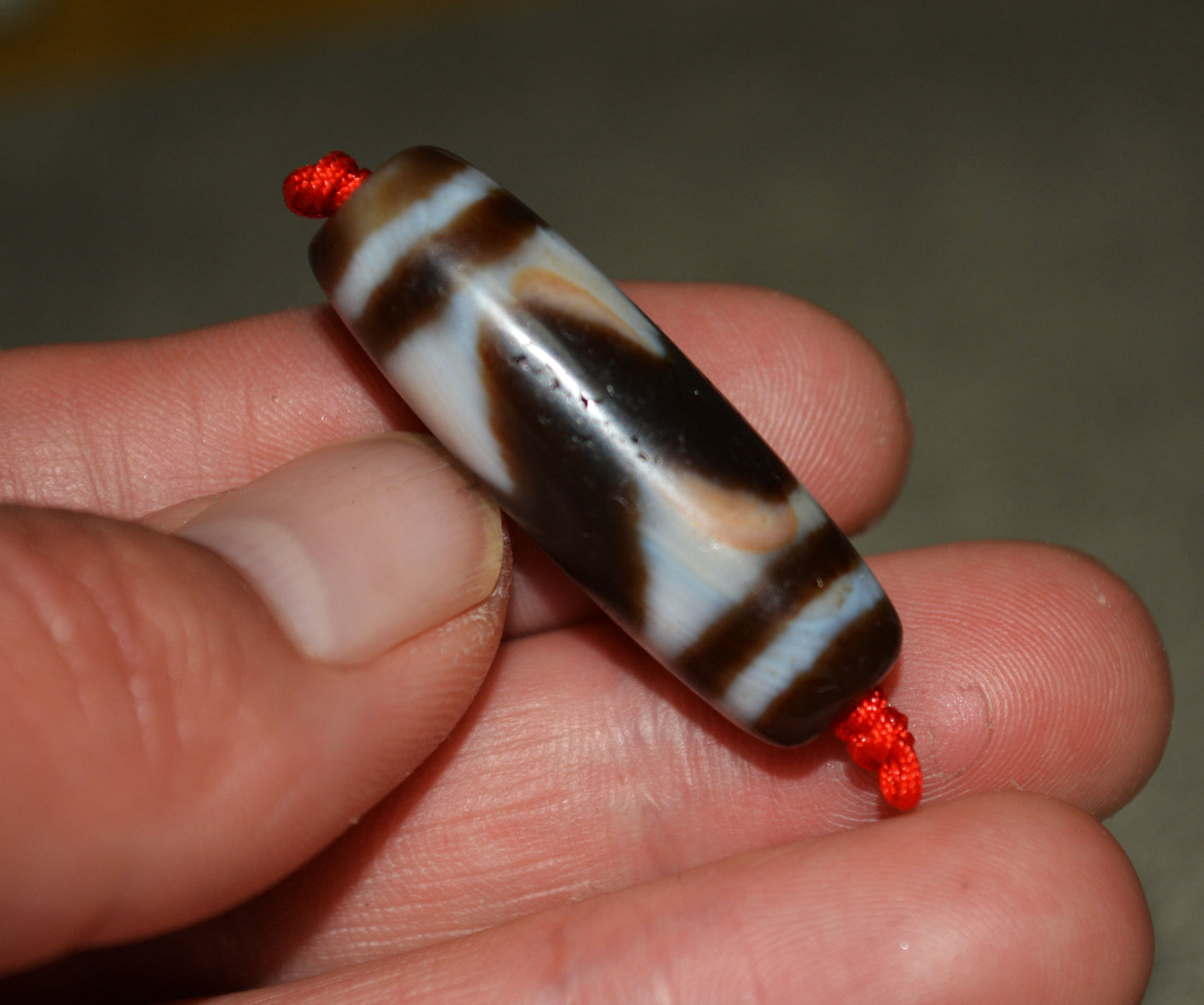 Real Antique Tibetan Water Wave Tiger Tooth Dzi Bead Amulet Cinnabar Bloodspots Himalaya Gzi Pendant Genuine Old Agate ZigZag Talisman Bracelet