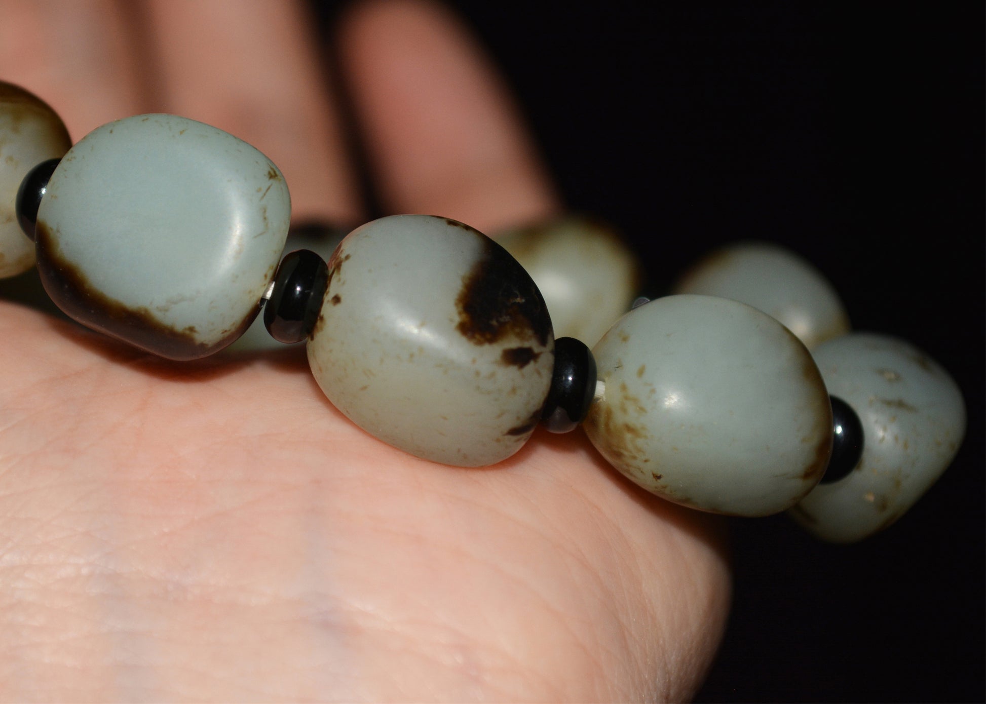 Real Chinese Hetian Jade Bracelet Old Antique Black White Nephrite Hotan Mala Prayer Beads Rosary Genuine River Pebble Mutton Fat  Authentic Natural 古董和田玉黑皮籽料手串