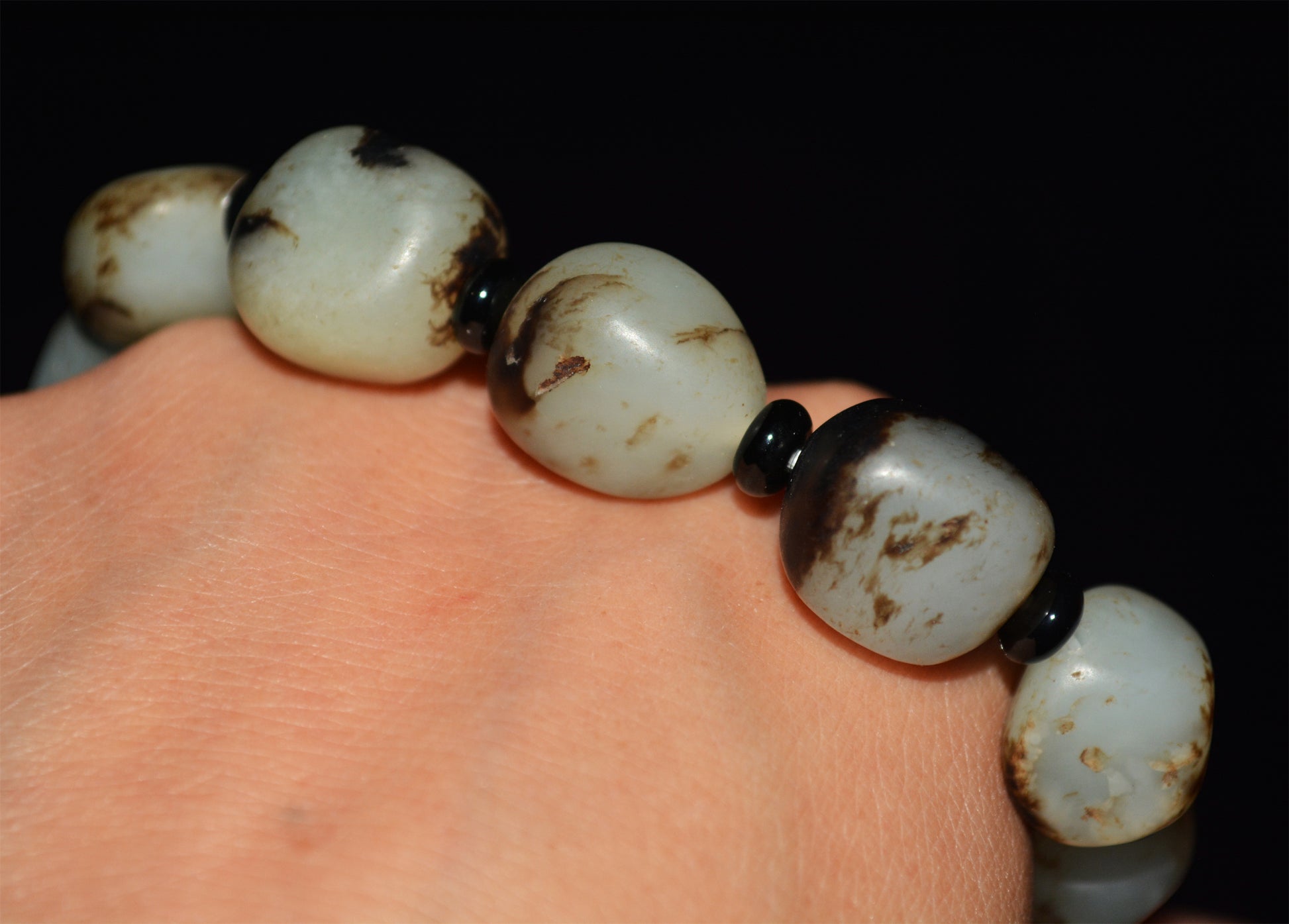 Real Chinese Old Antique Black White Hetian Jade Bracelet Nephrite Hotan Mala Prayer Beads Rosary Genuine River Pebble Mutton Fat  Authentic Natural 和田玉籽料手串