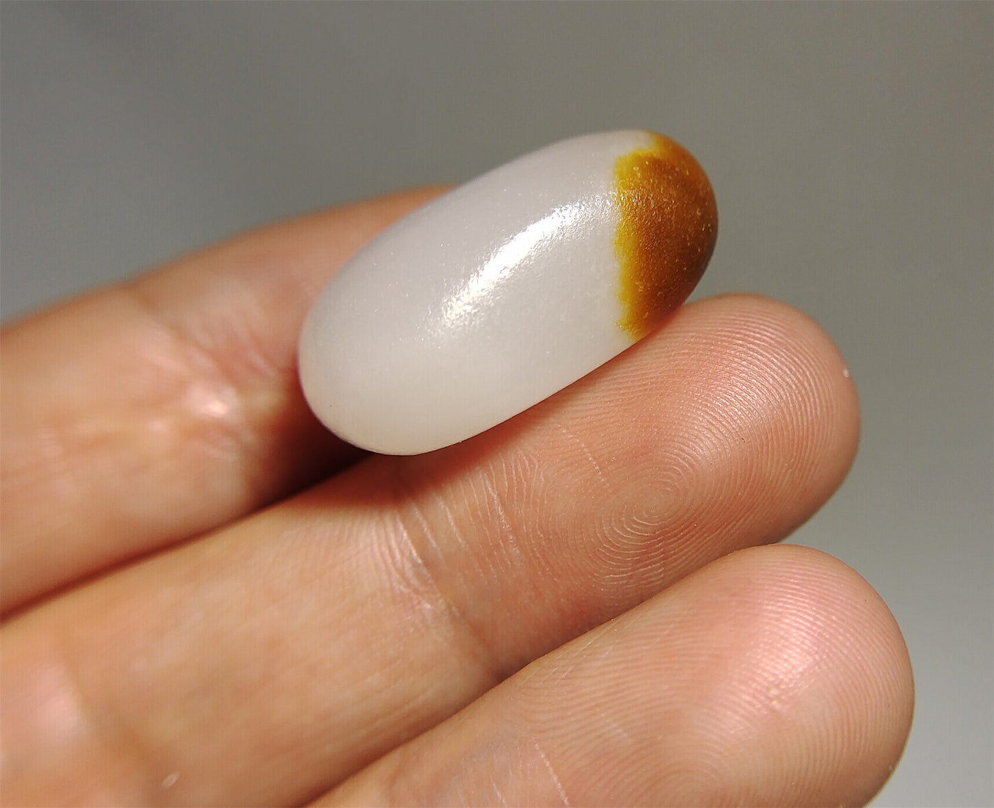 Real Chinese Old Antique White Hetian Jade Pendant Hotan Nephrite River Pebble Mutton Fat Bead Authentic natural