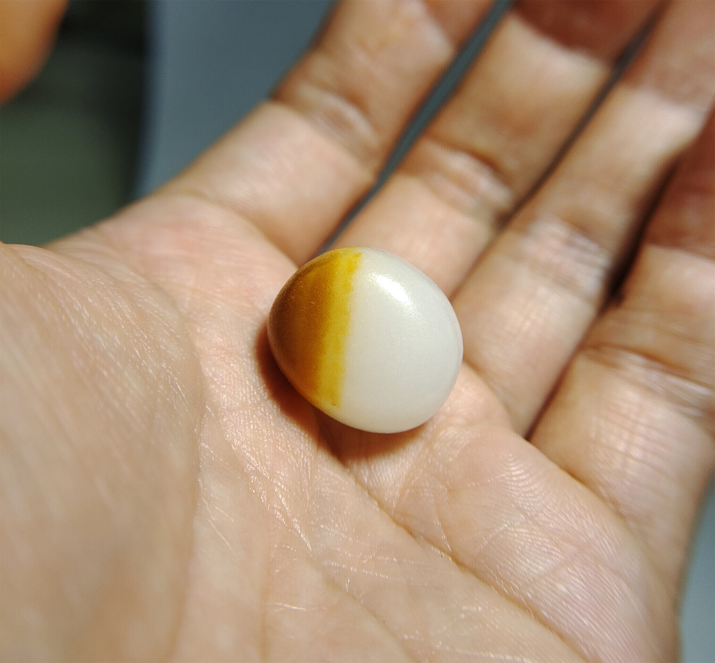 Real Chinese Old Antique White Hetian Jade Pendant Nephrite Hotan Bead Genuine Golden River Pebble Mutton Fat  Authentic natural