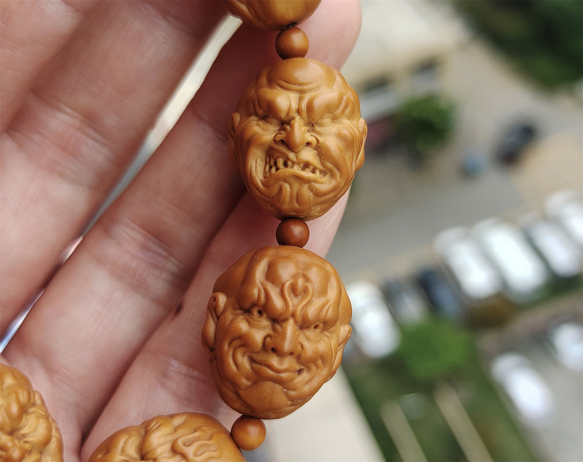 Real Chinese Walnut Carving Netsuke Bracelet Eighteen Arhats Lohan Devil Ghost Buddha Amulet Seeds Mala Prayer Beads Rosary Natural Chain Genuine Worry Talisman