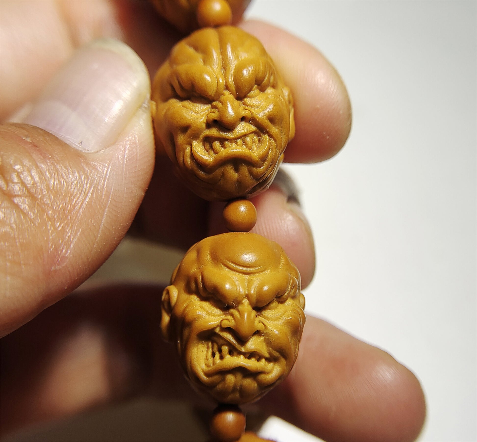 Real Chinese Walnut Carving Netsuke Bracelet Eighteen Arhats Lohan Devil Ghost Buddha Amulet Seeds Mala Prayer Beads Rosary Natural Chain Genuine Worry Talisman