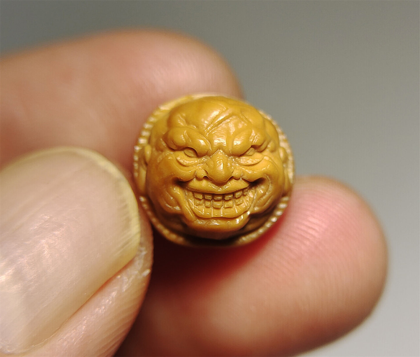 Real Chinese Walnut Carving Netsuke Bracelet Eighteen Arhats Lohan Devil Ghost Buddha Amulet Seeds Mala Prayer Beads Rosary Natural Chain Genuine Worry Talisman