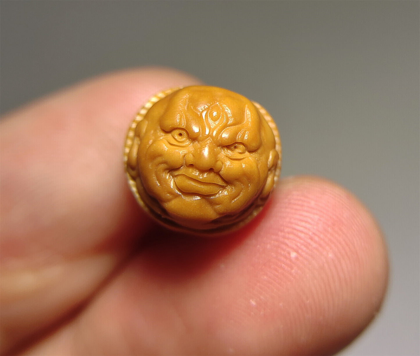 Real Chinese Walnut Carving Netsuke Bracelet Eighteen Arhats Lohan Devil Ghost Buddha Amulet Seeds Mala Prayer Beads Rosary Natural Chain Genuine Worry Talisman