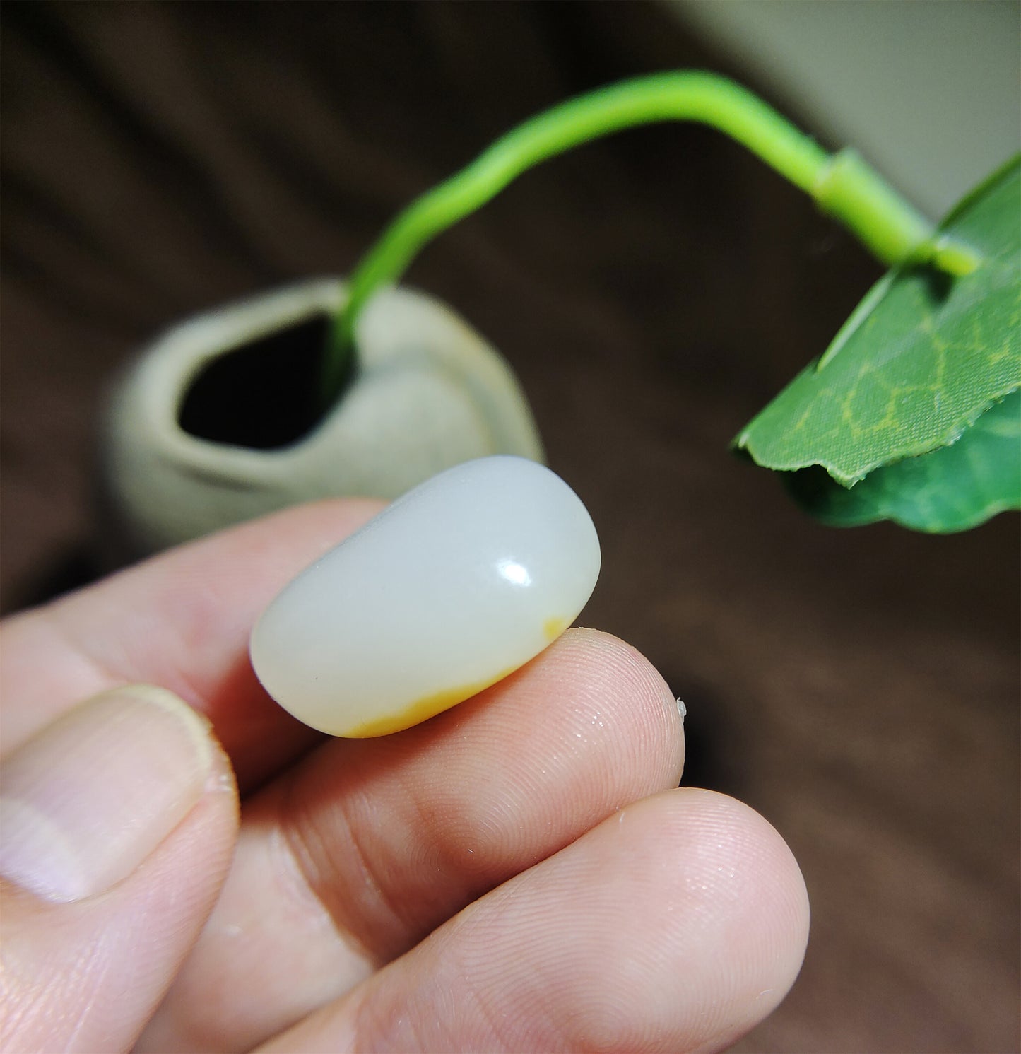 Real Chinese White Hetian Jade Pendant Natural Nephrite Hotan Bead Old Antique Genuine River Pebble