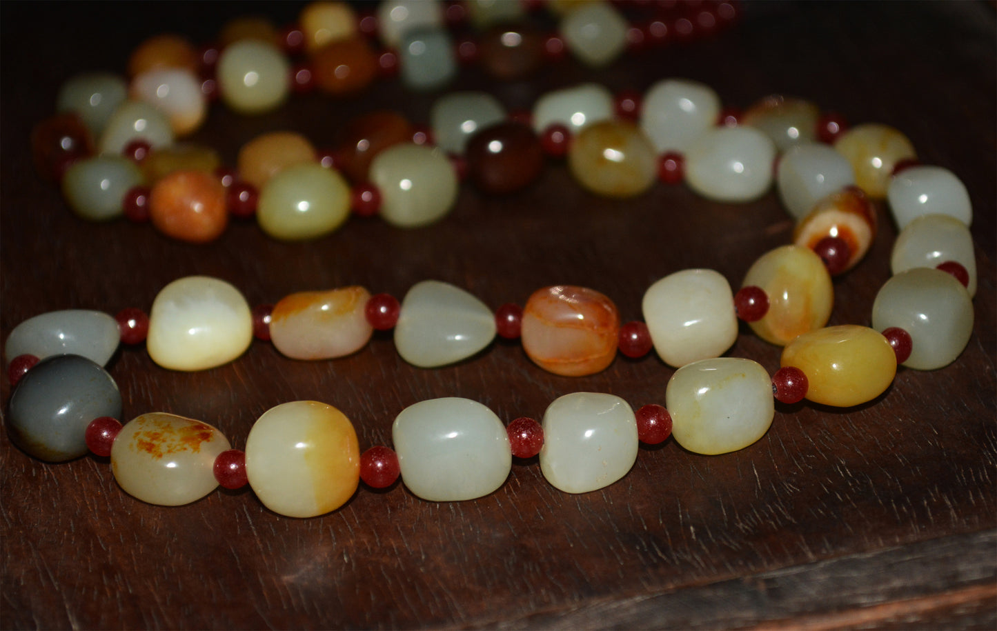 Real Hetian Jade Bracelet Necklace Chinese Old Antique White Nephrite Necklace Chain Hotan Mala Prayer Beads Rosary Genuine River Pebble Mutton Fat  Authentic Natural 和田玉籽料手串念珠