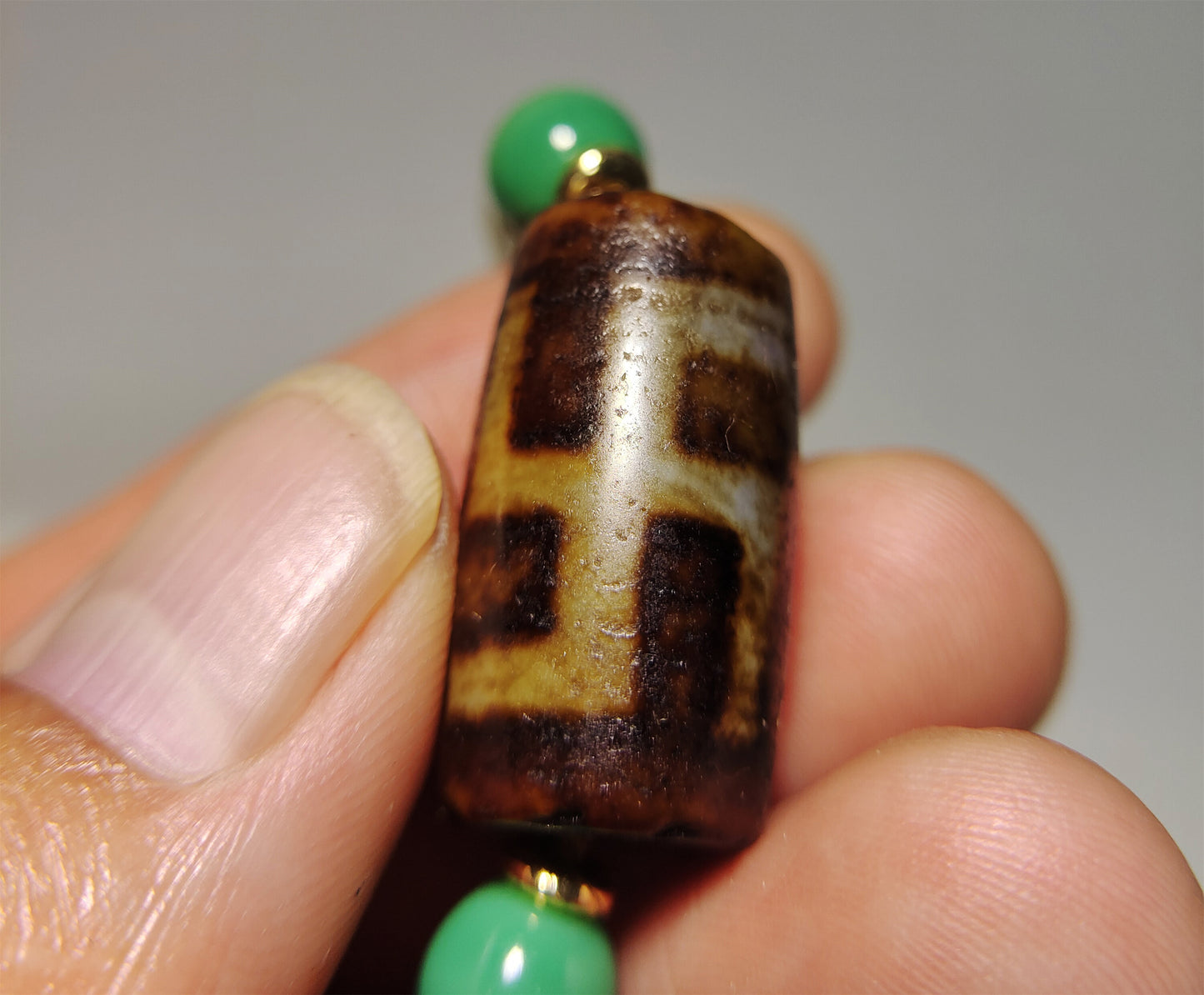 Real Ancient Himalaya One Eye Swastika Dzi Bead Pendant Amulet Tibetan Pure Gzi Genuine Old Antique Agate Talisman