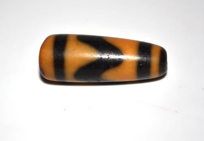 Real Himalayan Ancient Broken Tiger Tooth Dzi Bead Amulet Pendant Genuine Old Antique Real Agate Water Wave Pure Zigzag Gzi Talisman Bracelet