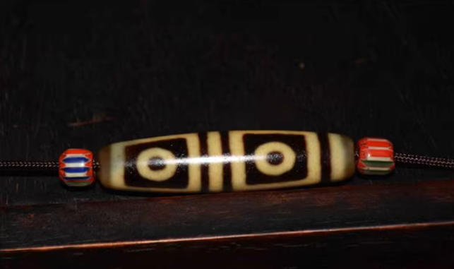 Real Himalayan Ancient Four Eyes Dzi Bead Pendant Amulet Tibetan Pure 4 Eyed Gzi Genuine Old Antique Agate Talisman