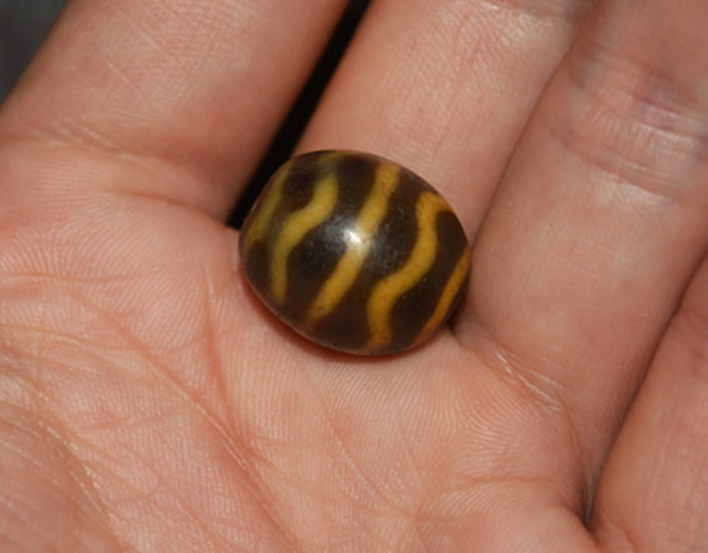 Real Himalayan Ancient Tiger Tooth Dzi Bead Amulet Tibet Zigzag Water Wave Pure Old Gzi Bracelet Pendant