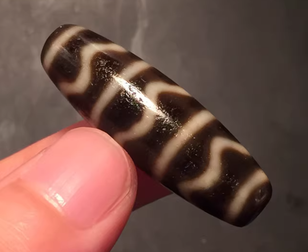 Real Himalayan Ancient Tiger Tooth Water Wave Dzi Bead Amulet Tibet Zigzag Pure Old Genuine Gzi Bracelet Pendant