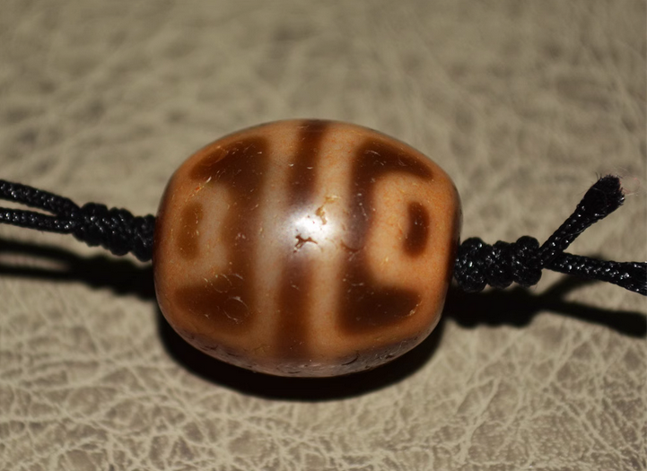 Real Himalayan Ancient Lotus Dzi Bead Amulet Bracelet Tibet Pure Six Eyes Gzi Pendant Genuine Antique Agate Talisman