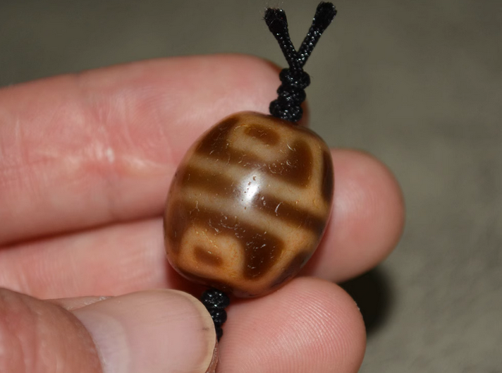 Real Himalayan Ancient Lotus Dzi Bead Amulet Bracelet Tibet Pure Six Eyes Gzi Pendant Genuine Antique Agate Talisman