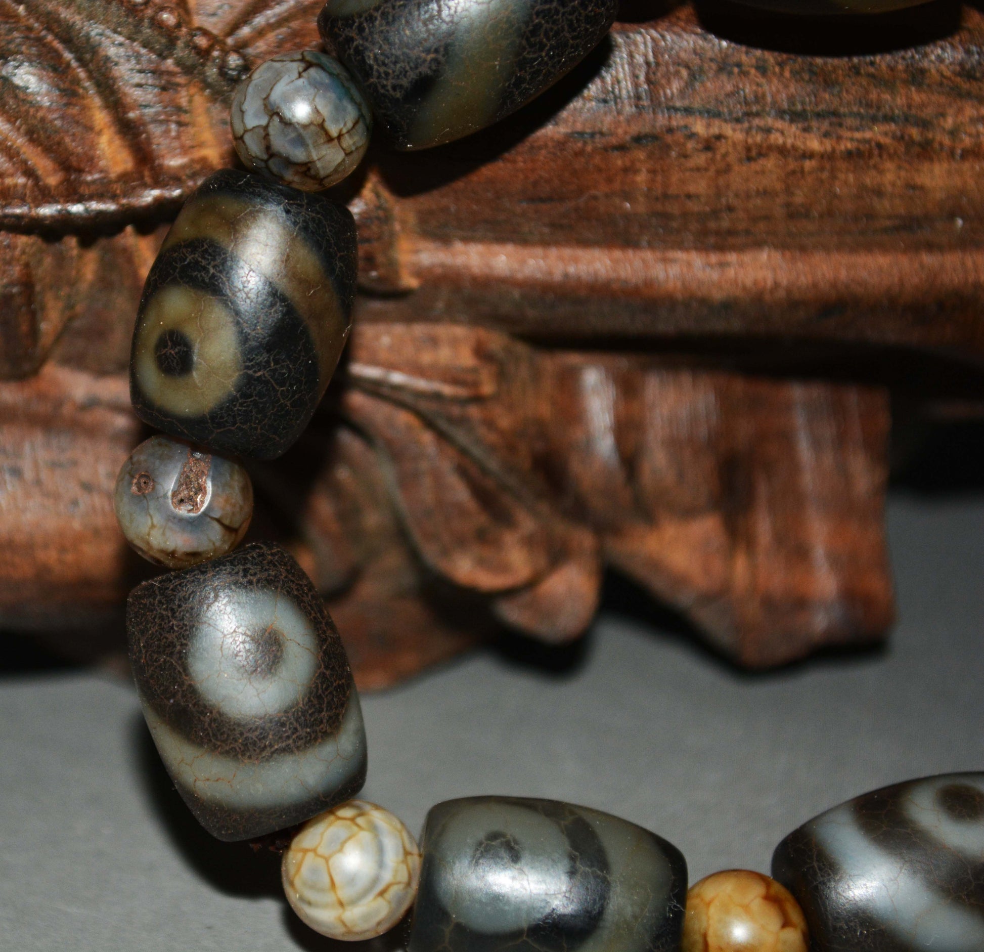 Real Himalayan Old Ancient Two Eyes Dzi Bead Bracelet Mala Amulet Tibet Agate Pure 2 Eyed Gzi Talisman