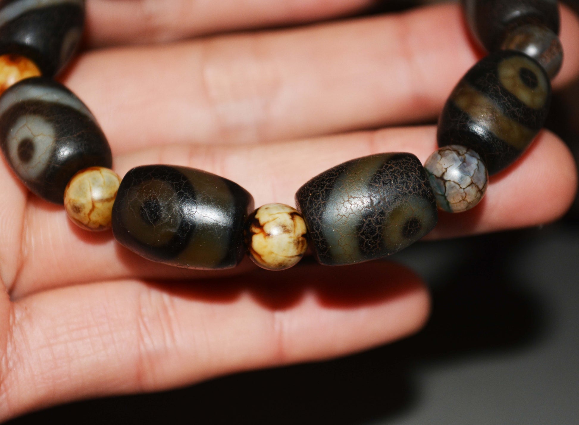 Real Himalayan Old Ancient Two Eyes Dzi Bead Bracelet Mala Amulet Tibet Agate Pure 2 Eyed Gzi Talisman