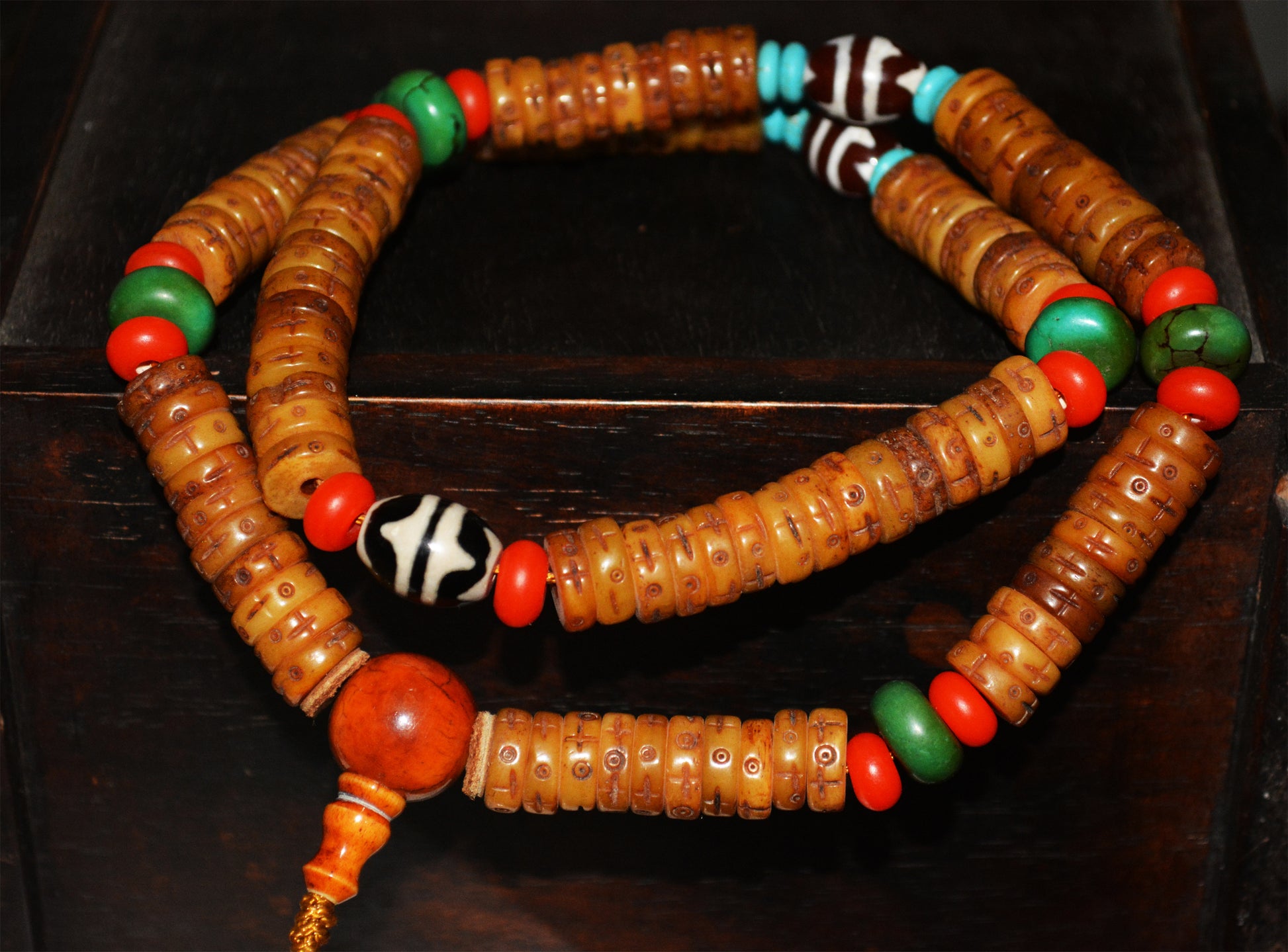 Real Himalayan Old Antique Kapala Bone Mala Prayer Beads Tibetan Rosary Bracelet Amulet Buddhism Lucky Talisman Tiger Tooth Zigzag Dzi Bead