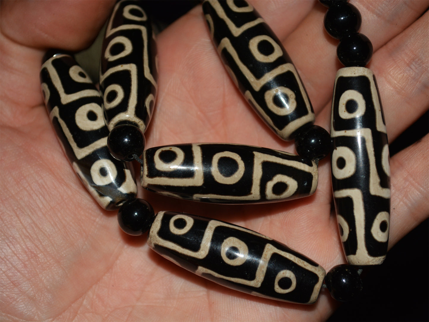 Real Himalayas Old Nine Eyes Dzi Bead Necklace Amulet Mala Prayer Beads Tibetan Agate