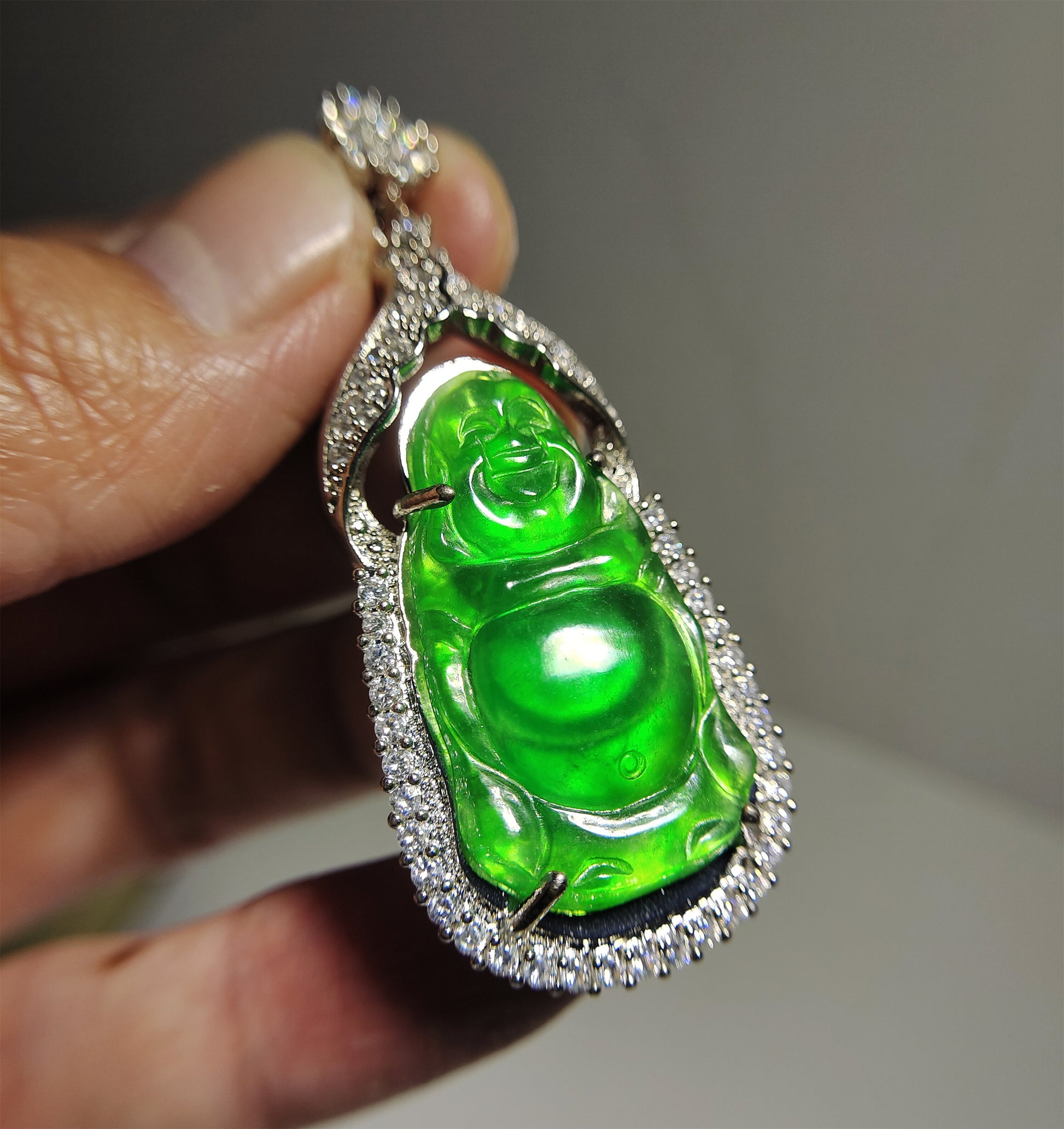 Real Natural Grade A Glassy Jadeite Pendant Happy Smile Buddha Genuine Icy Emerald Green Jade Maitreya Amulet Authentic Talisman