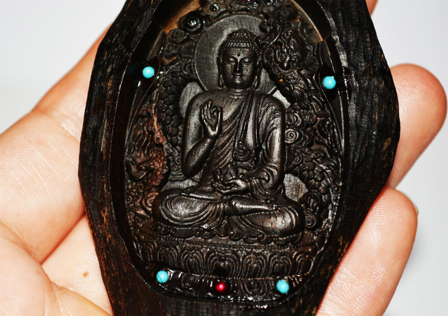 Real Natural Kalimantan Kinam Agarwood Buddha Pendant Shakyamuni Oud Amulet Genuine Kynam Gaharu