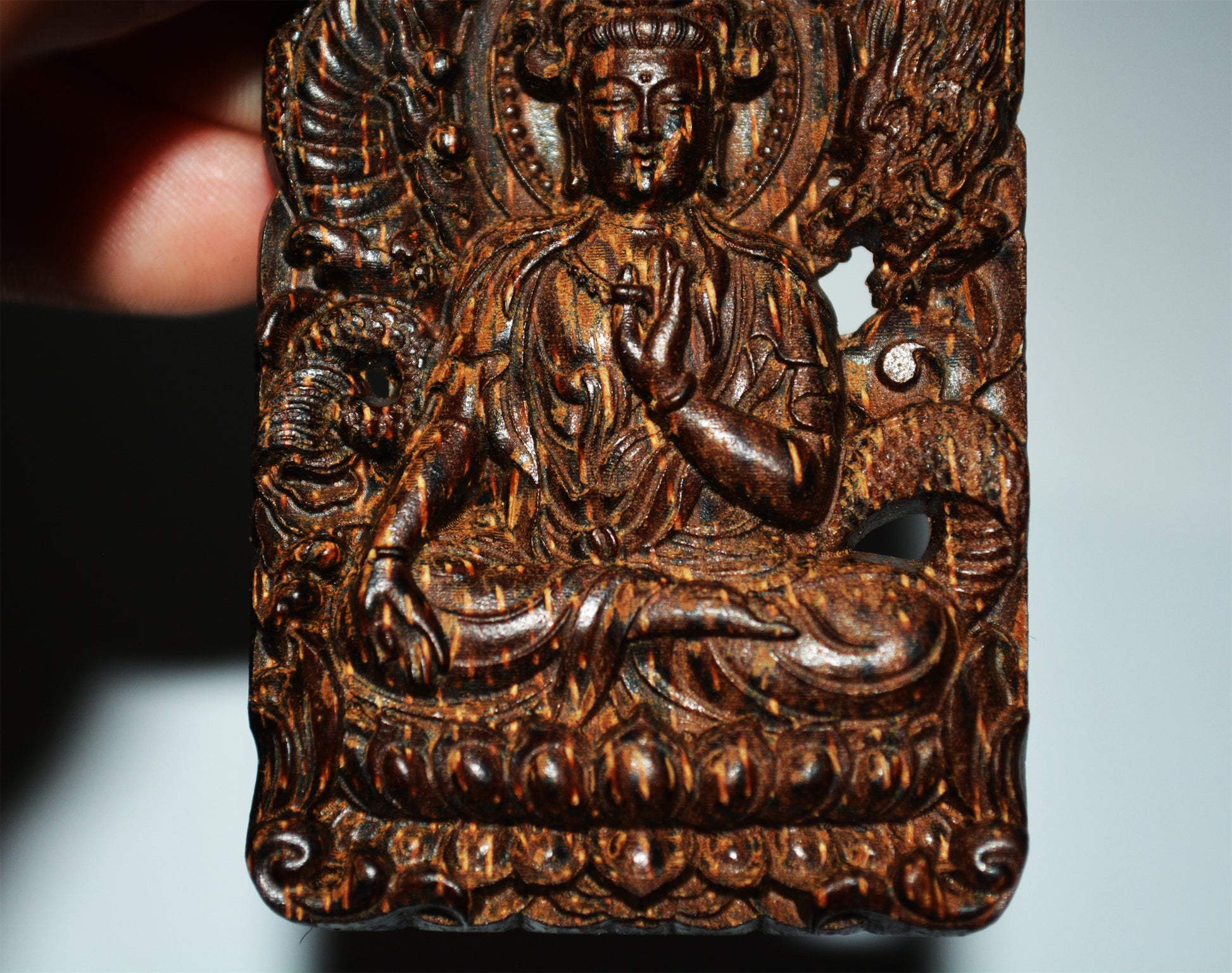 Real Natural Kalimantan Kinam Agarwood Kwan Yin Buddha Pendant Guanyin Oud Amulet Genuine Kynam Chinese Gaharu