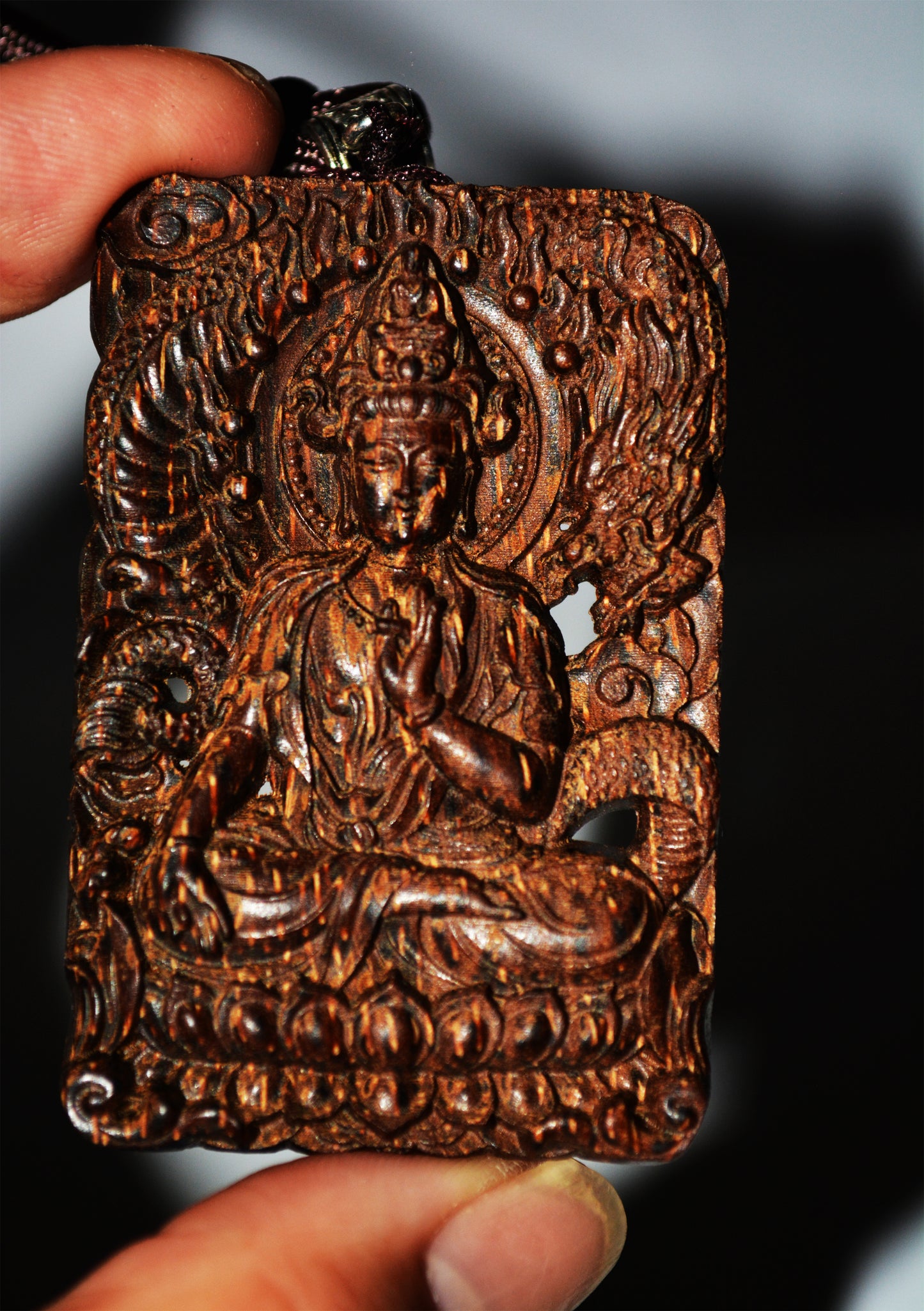 Real Natural Kalimantan Kinam Agarwood Kwan Yin Buddha Pendant Guanyin Oud Amulet Genuine Kynam Chinese Gaharu