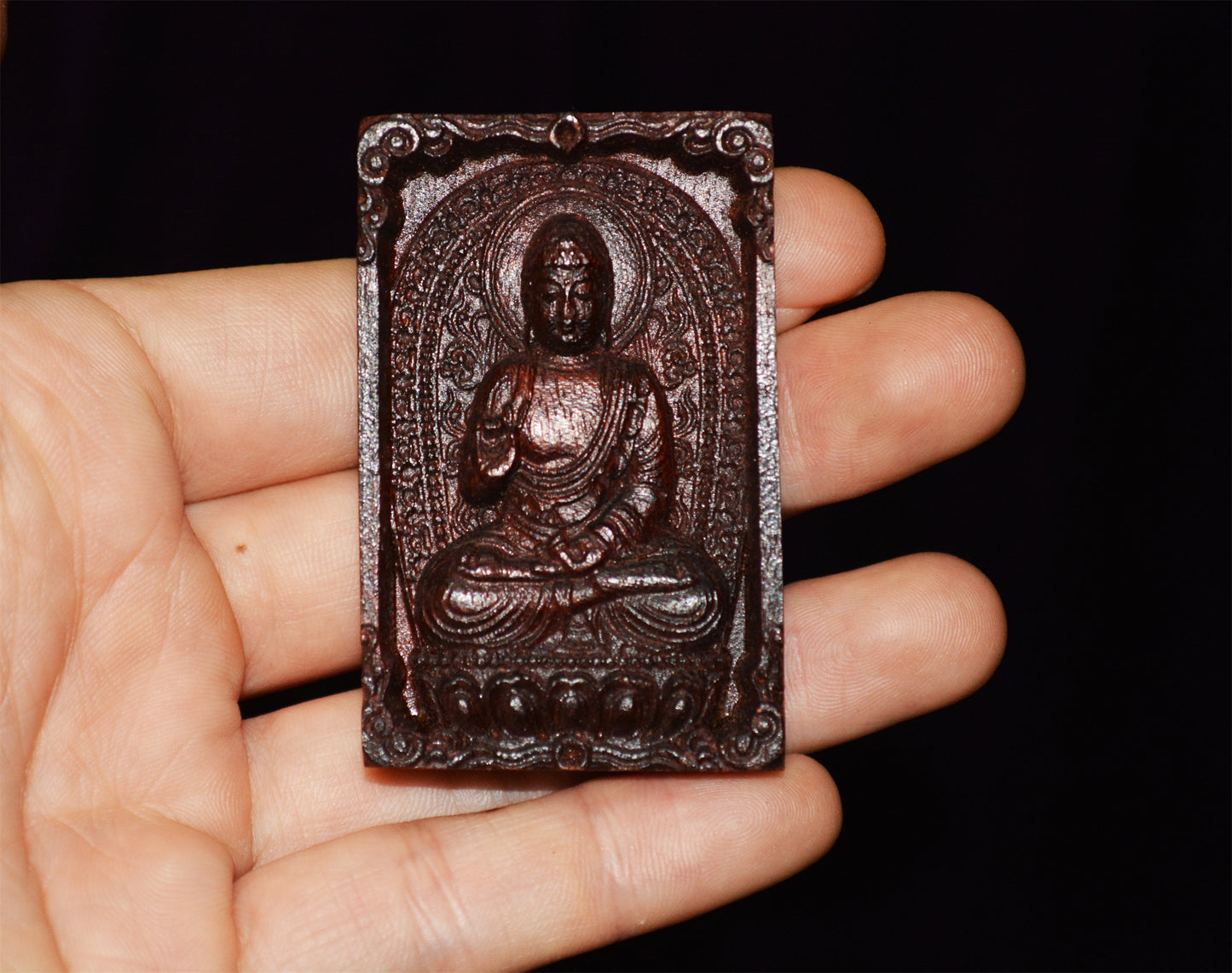 Real Natural Red Sandalwood Shakyamuni Buddha Pendant Zitan Wood Chinese Amulet Genuine Talisman