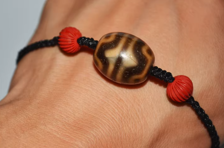 Real Old Ancient Himalayan Lotus Dzi Bead Amulet Bracelet Tibetan Pure Gzi Pendant Genuine Antique Agate Talisman