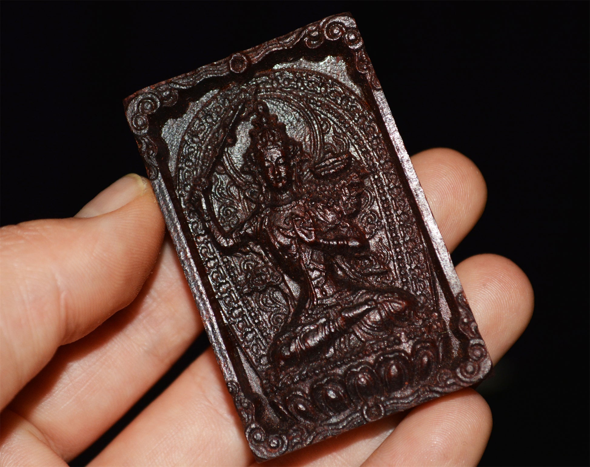 Real Red Sandalwood Guanyin Buddha Pendant Zitan Wood Amulet Chinese Kwan YinTalisman Quan Yin