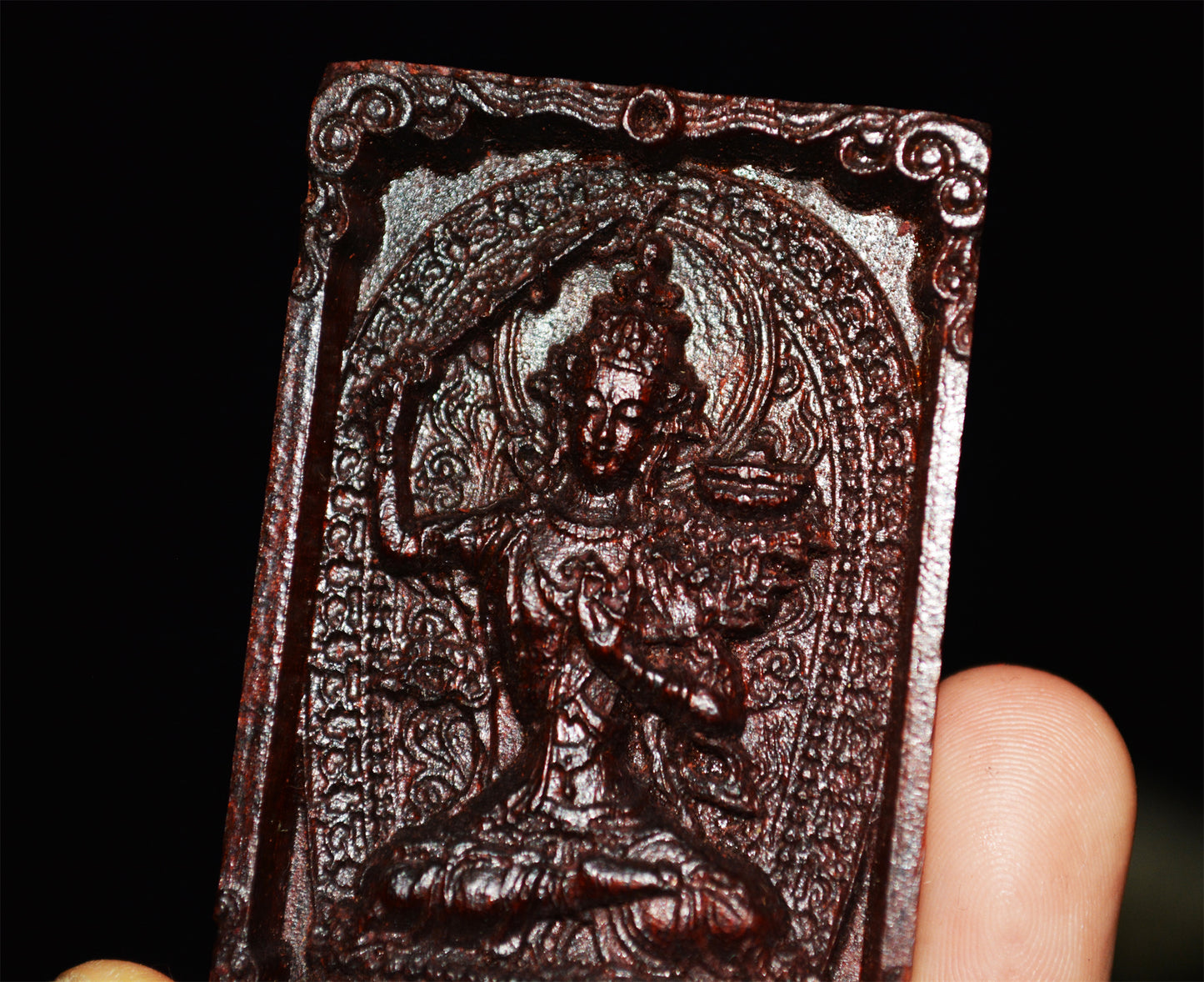 Real Red Sandalwood Guanyin Buddha Pendant Zitan Wood Amulet Chinese Kwan YinTalisman Quan Yin