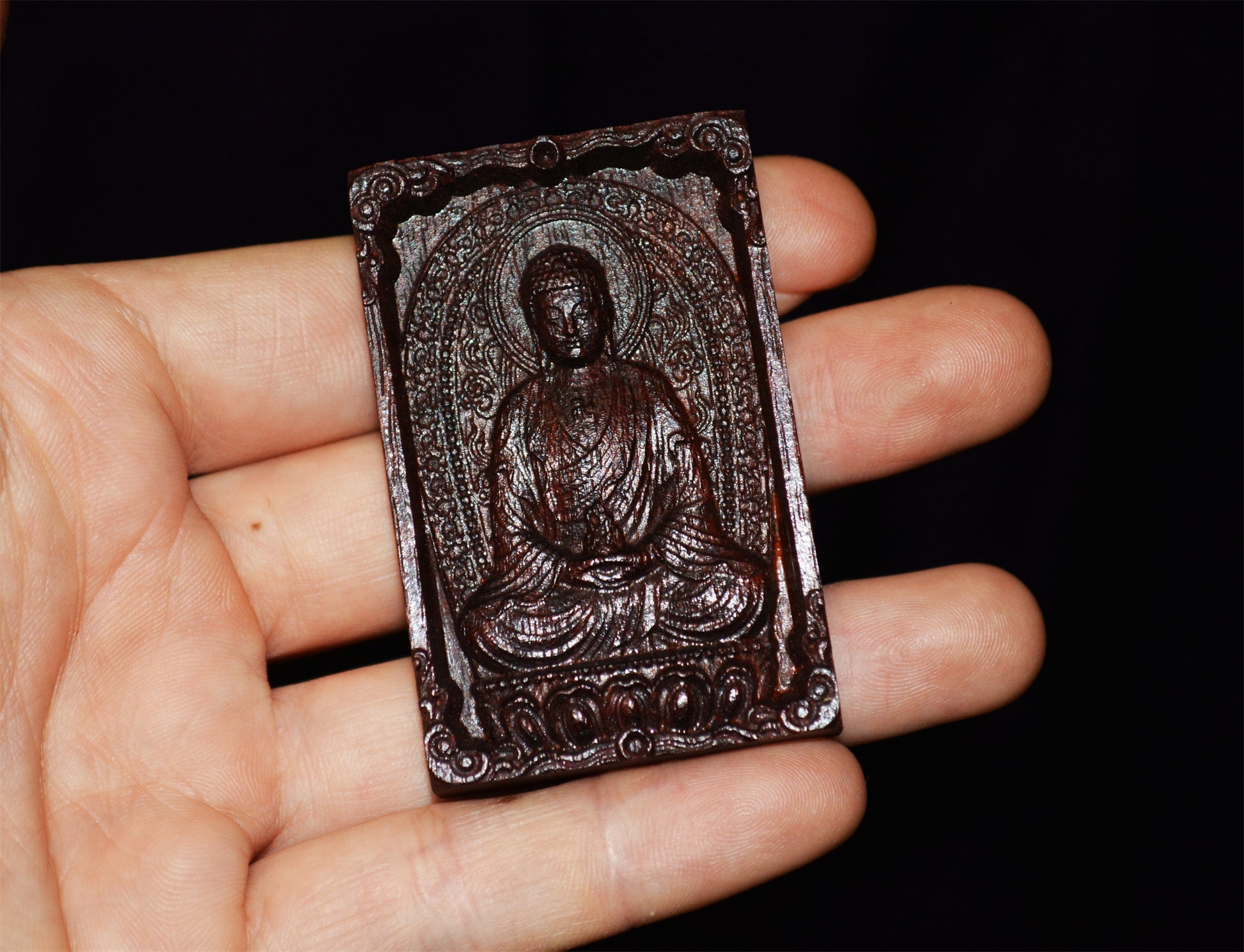 Real Red Sandalwood Shakyamuni Buddha Pendant Zitan Wood Chinese Amulet Genuine Talisman