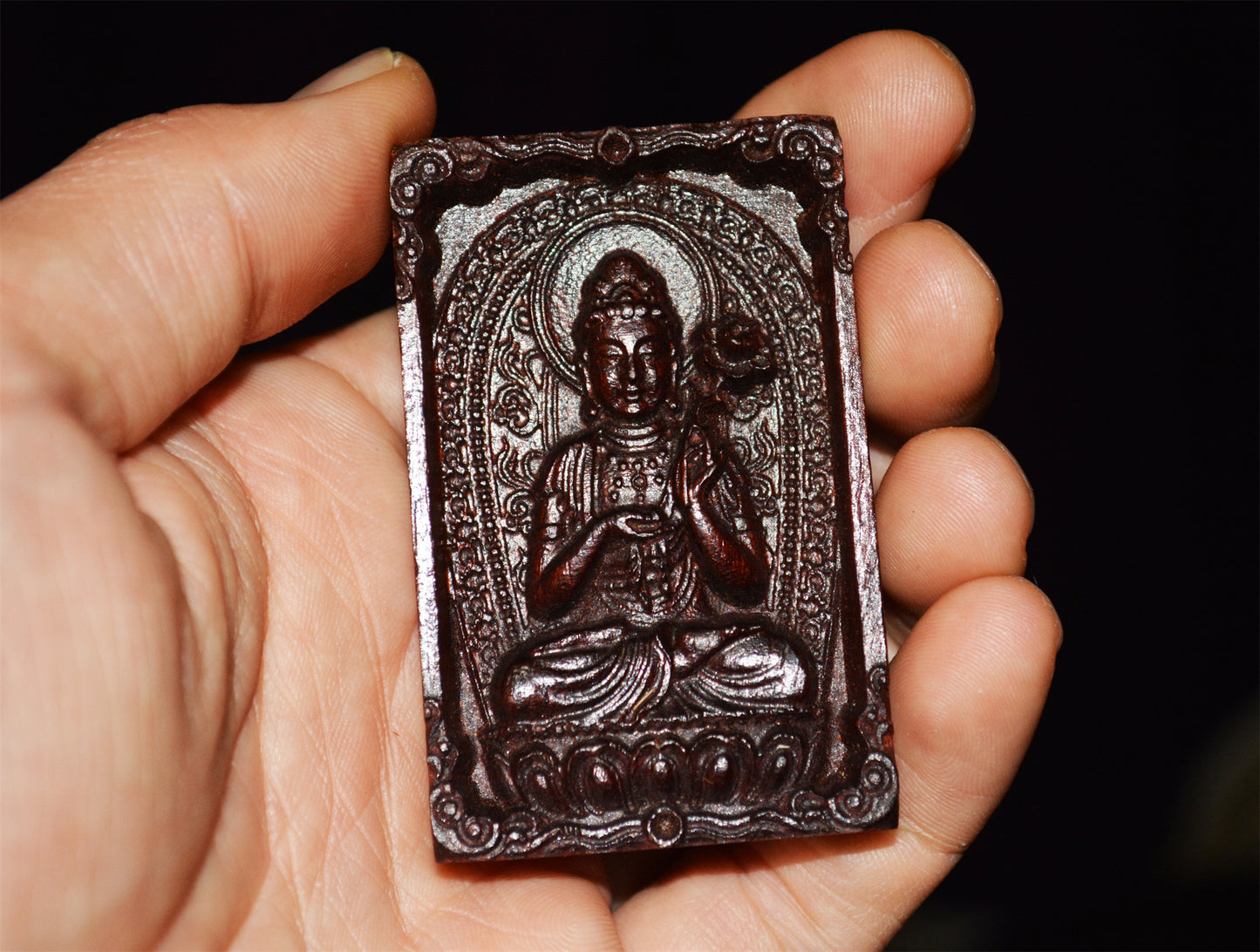 Real Red Sandalwood Kwan Yin Buddha Pendant Zitan Wood Amulet Chinese Guanyin Quan Yin