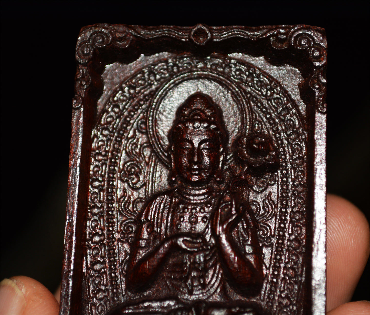 Real Red Sandalwood Kwan Yin Buddha Pendant Zitan Wood Amulet Chinese Guanyin Quan Yin