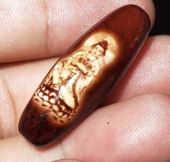 Real Tibet Ancient Buddha Kwan Yin  Dzi Bead Pendant Amulet Himalaya Agate Guanyin Pure Gzi Old Antique Talisman