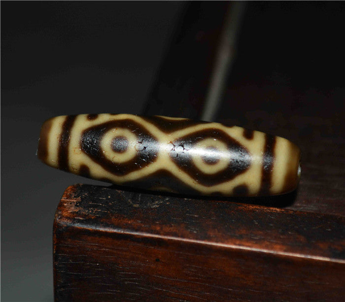 Real Tibet Ancient Dragon Six Eyes Dzi Bead Amulet Pendant Himalayan Agate 6 Eyed Gzi Old Antique Talisman