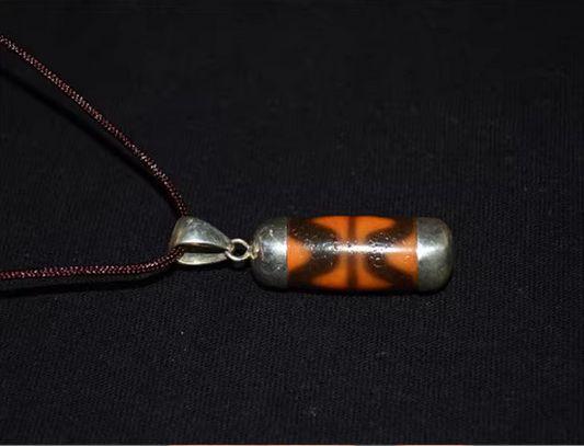 Real Tibet Ancient Tiger Tooth Dzi Bead Amulet Himalayan Bracelet Pure Water Wave Gzi Old Antique Agate ZigZag Talisman Pendant