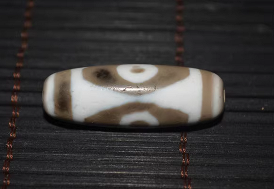 Real Tibet Old Ancient Pure Three Eyes Dzi Bead Amulet Pendant Himalayan Agate Genuine 3 Eyed Gzi Antique Talisman Bracelet