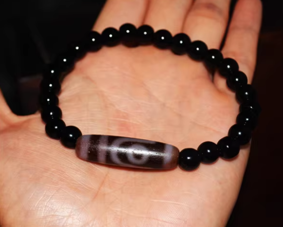 Real Tibetan Ancient Cinnabar Two Eyes Dzi Bead Amulet Himalayan Old Antique Agate Bloodspots 2 Eyed Pure Gzi Pendant Talisman Bracelet