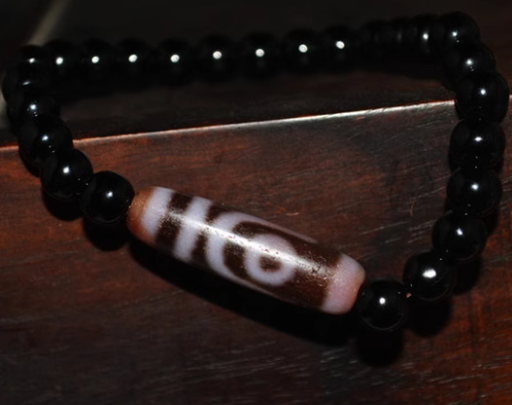 Real Tibetan Ancient Cinnabar Two Eyes Dzi Bead Amulet Himalayan Old Antique Agate Bloodspots 2 Eyed Pure Gzi Pendant Talisman Bracelet