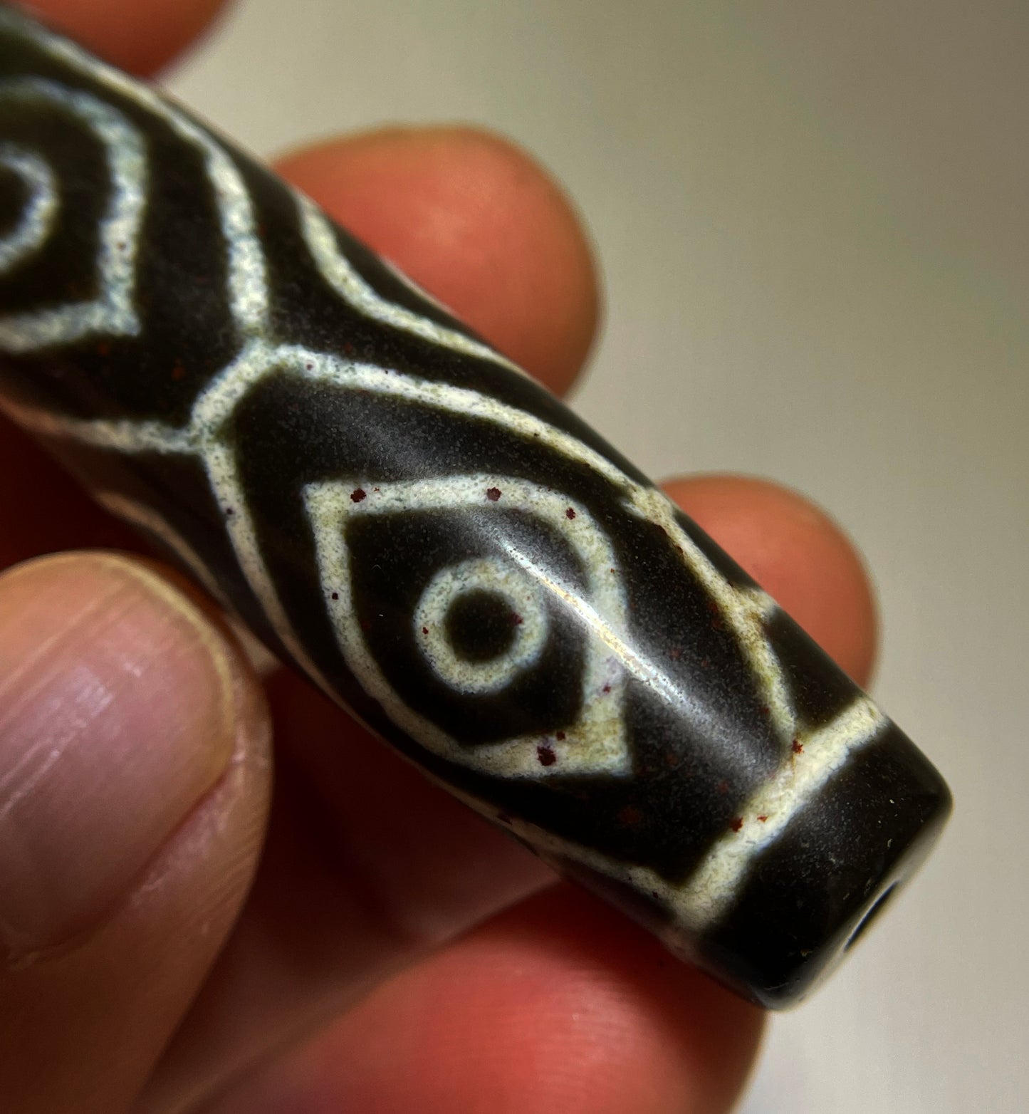 Real Tibetan Ancient Dragon Six Eyes Dzi Bead Pendant Amulet Himalayan Old Antique Agate Cinnabar Bloodspots 6 Eyed Pure Gzi Talisman