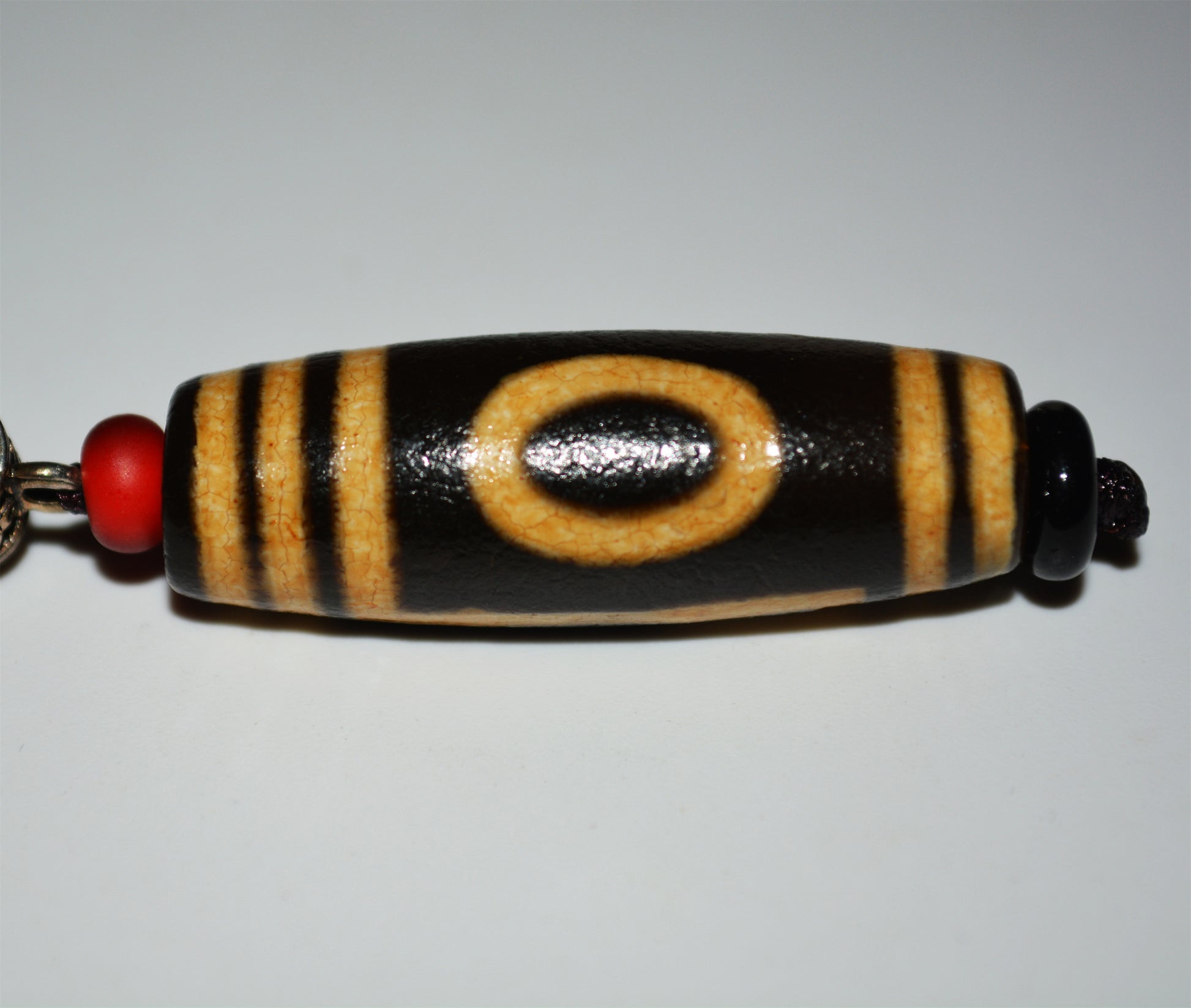 Real Tibetan Ancient One Eyed Mountain Dzi Bead Amulet Himalaya Pure 1 Eye Gzi Pendant Genuine Old Antique Agate Talisman Bracelet